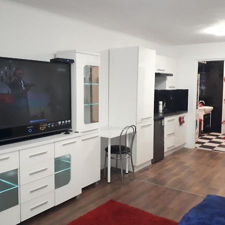 Apartament Centrum Panoramiczna Big Ben Z Balkonem-- Klimatyzacja-- Kielce Ngoại thất bức ảnh