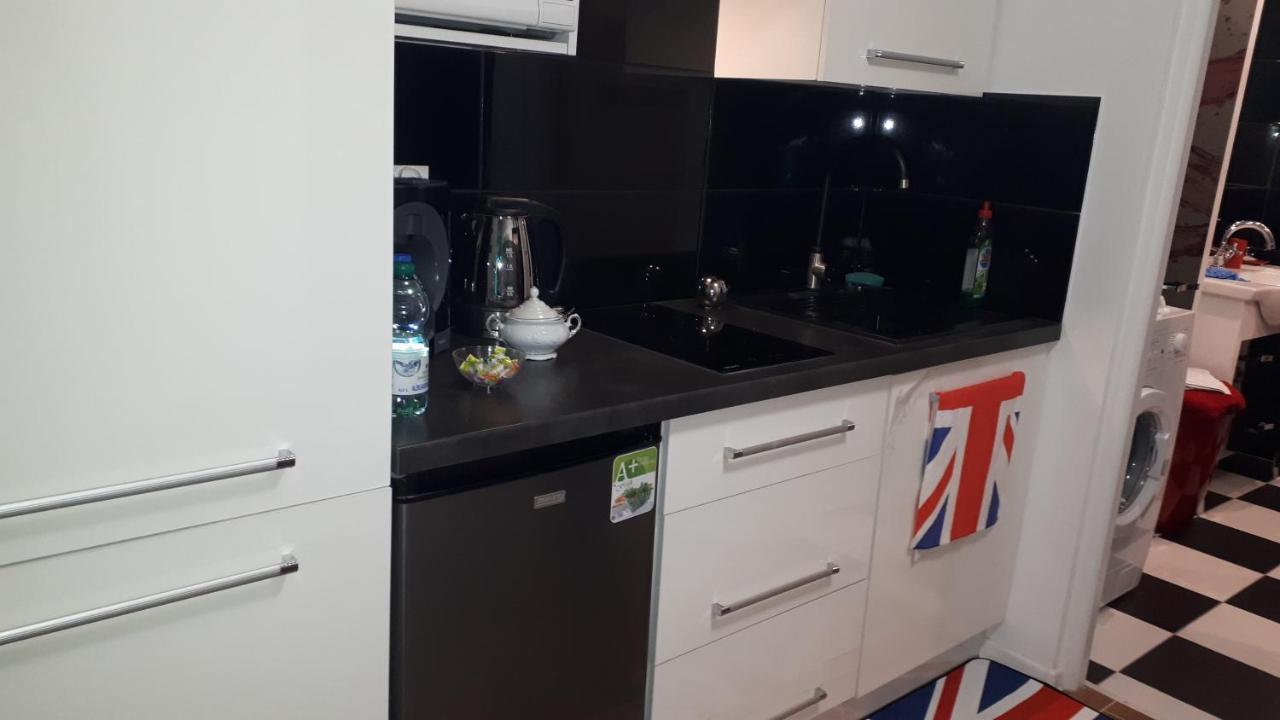 Apartament Centrum Panoramiczna Big Ben Z Balkonem-- Klimatyzacja-- Kielce Ngoại thất bức ảnh