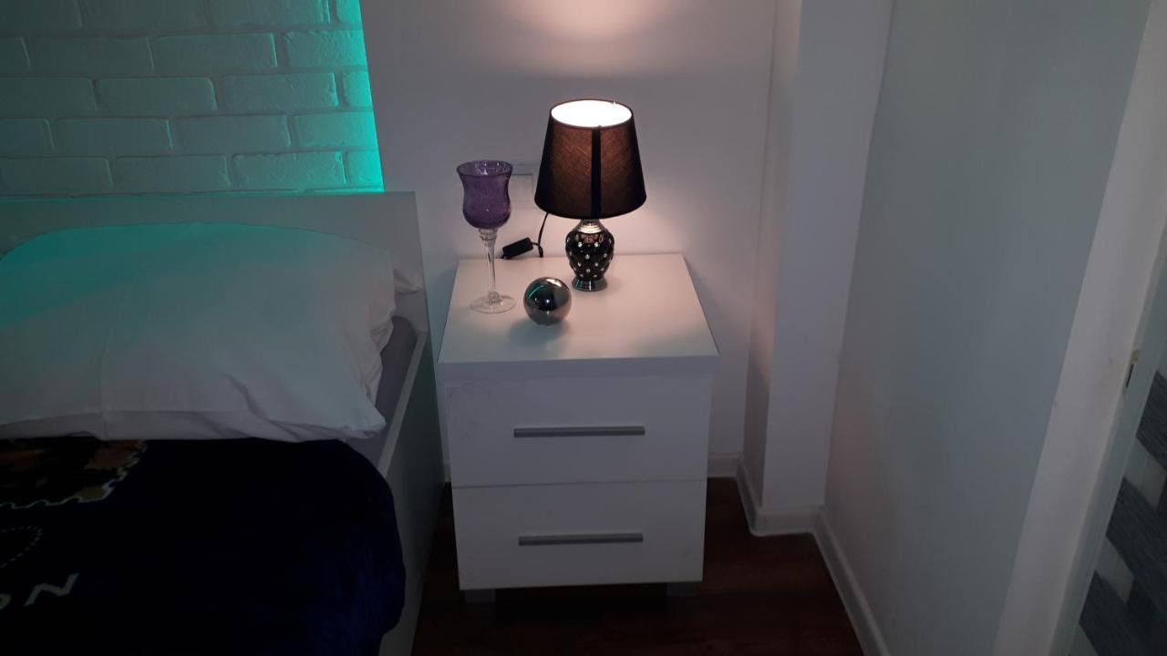 Apartament Centrum Panoramiczna Big Ben Z Balkonem-- Klimatyzacja-- Kielce Ngoại thất bức ảnh