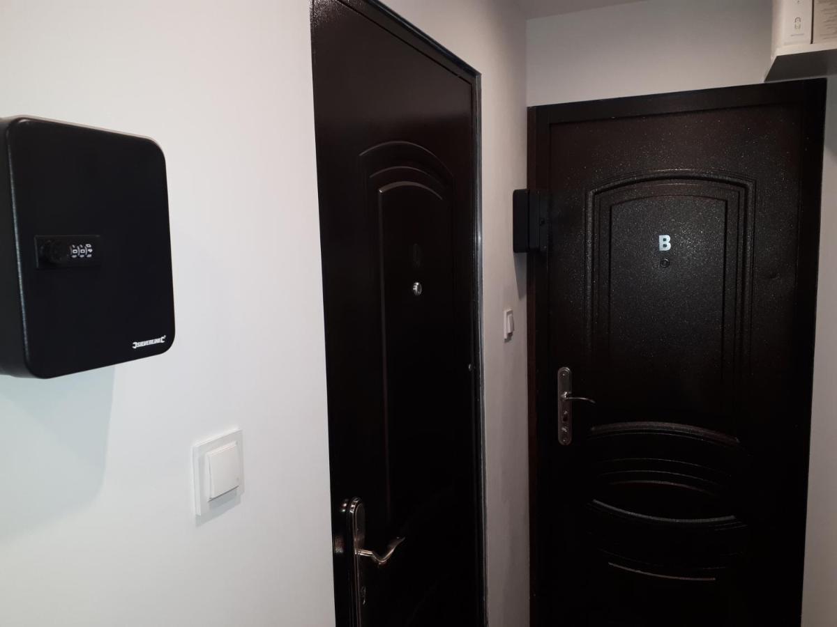 Apartament Centrum Panoramiczna Big Ben Z Balkonem-- Klimatyzacja-- Kielce Ngoại thất bức ảnh