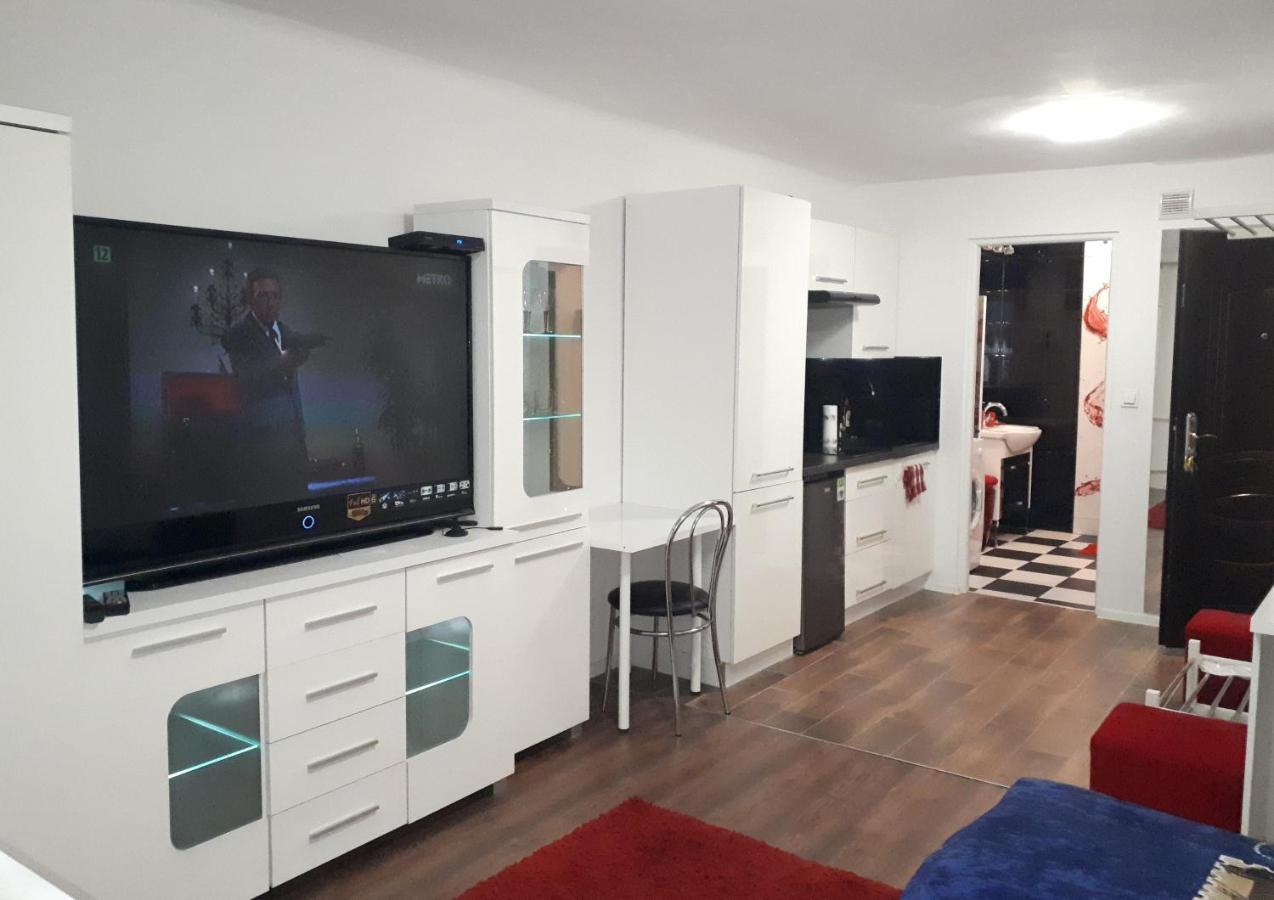 Apartament Centrum Panoramiczna Big Ben Z Balkonem-- Klimatyzacja-- Kielce Ngoại thất bức ảnh