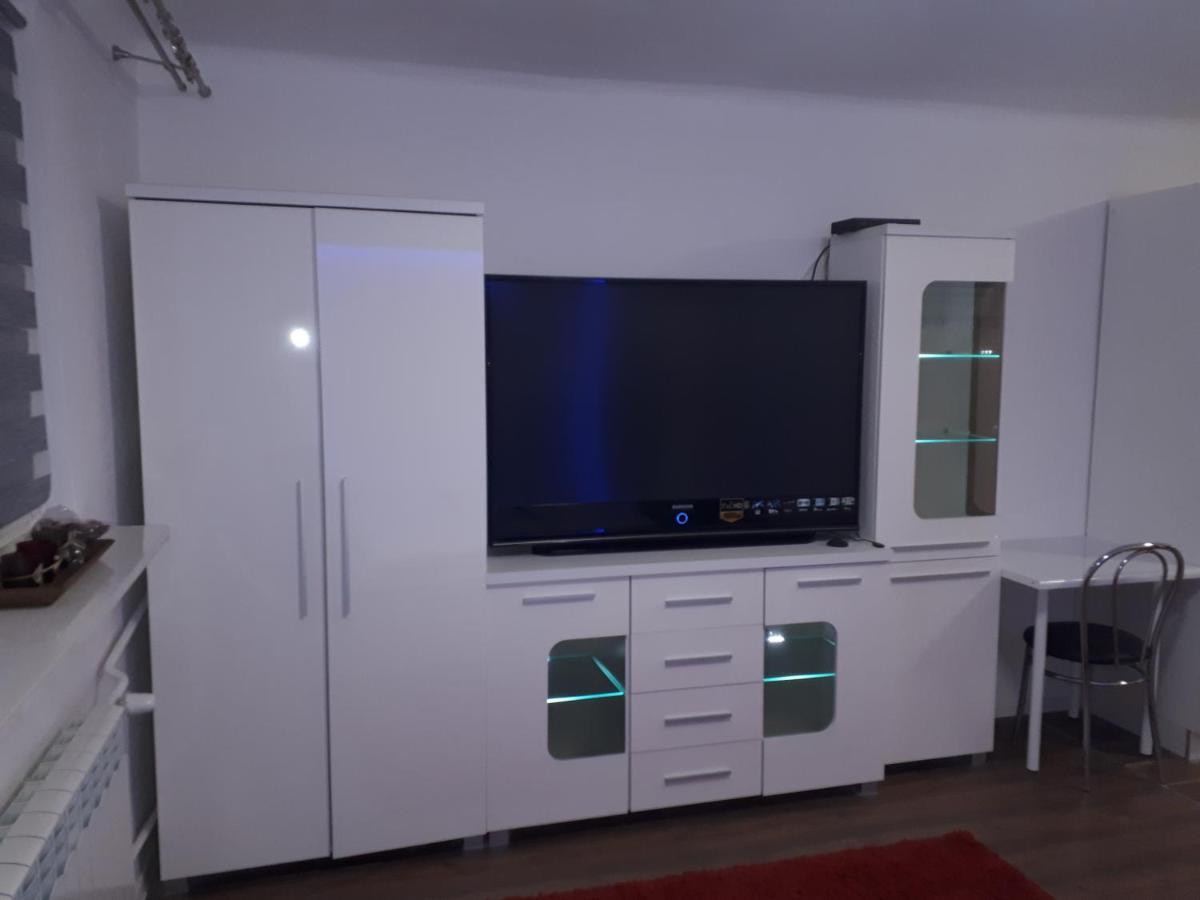 Apartament Centrum Panoramiczna Big Ben Z Balkonem-- Klimatyzacja-- Kielce Ngoại thất bức ảnh